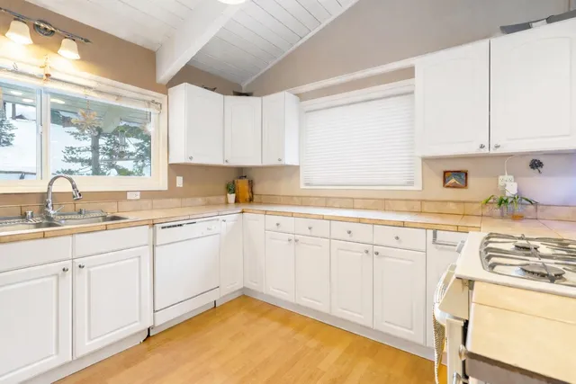 $899,000 | 1875 Old Mammoth Road, Mammoth Lakes, CA 93546