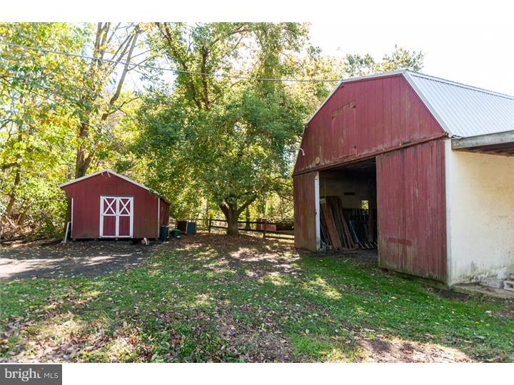 176 Forge Road Glen Mills, PA 19342 - Photo 21 of 25 Barn