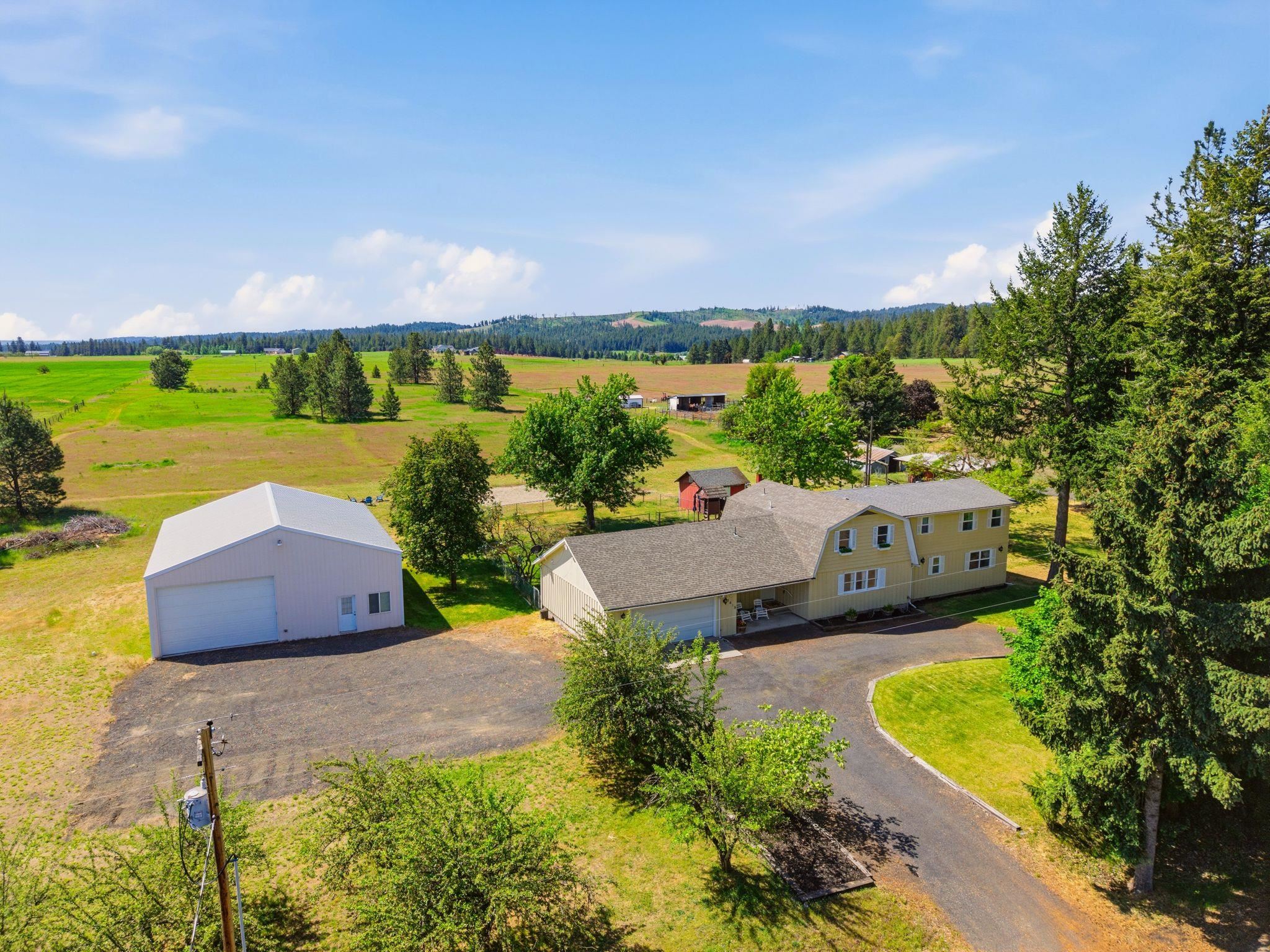 2619 West Woolard Road Colbert, WA 99005 - Photo 2 of 50