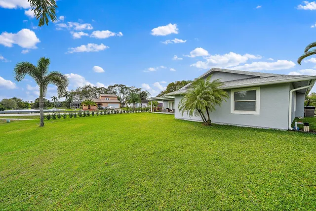 $8,000 | 1342 Essex Drive, Wellington, FL 33414