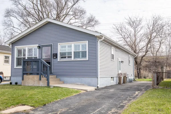 $235,500 | 6427 Tennessee Avenue, Hammond, IN 46323