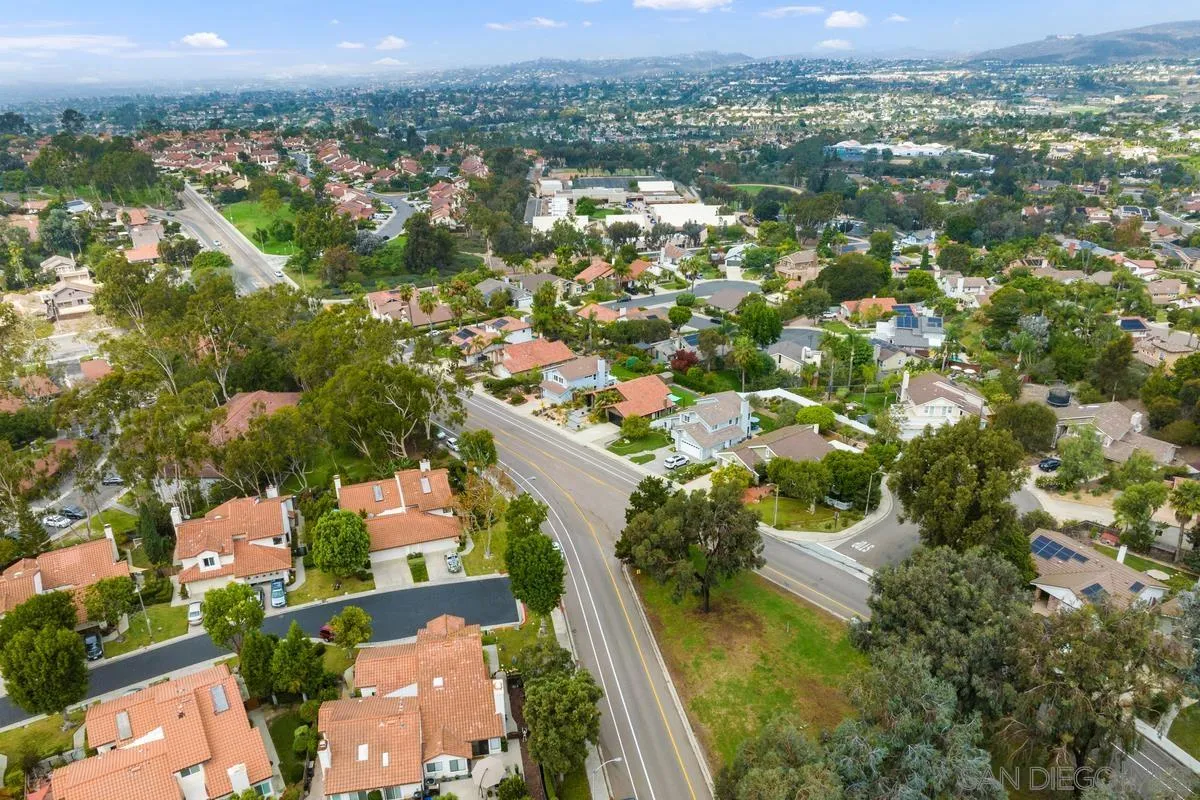 505 Willowspring Drive North Encinitas, CA 92024 - Photo 45 of 47 an aerial view of residential houses with outdoor space and trees