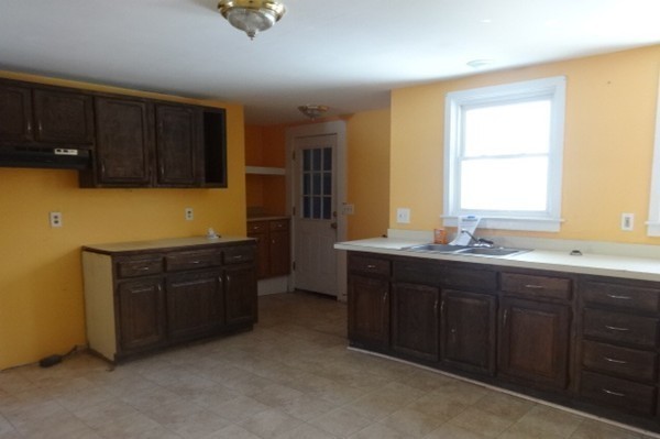 553 Valley Road Barre, MA 01005 - Photo 4 of 5