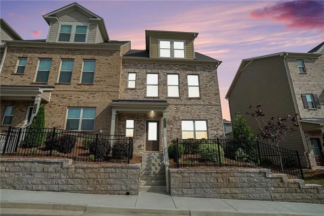 $2,580 | 3320 Reagan Way, Lawrenceville, GA 30044