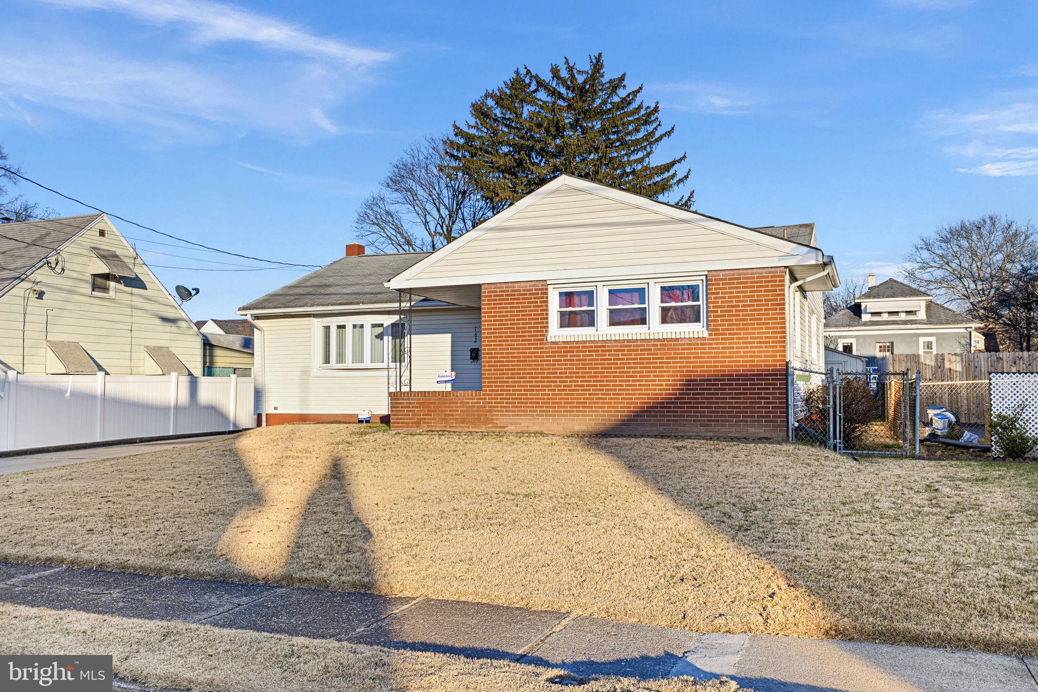 162 Elizabeth Avenue Hamilton, NJ 08610 - Photo 3 of 30