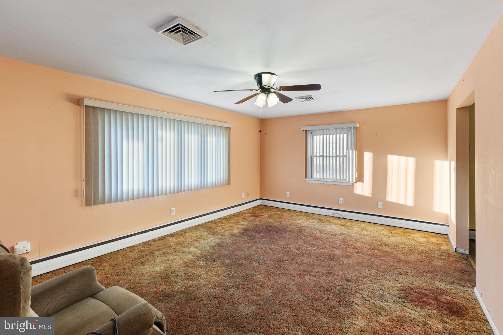 162 Elizabeth Avenue Hamilton, NJ 08610 - Photo 5 of 30