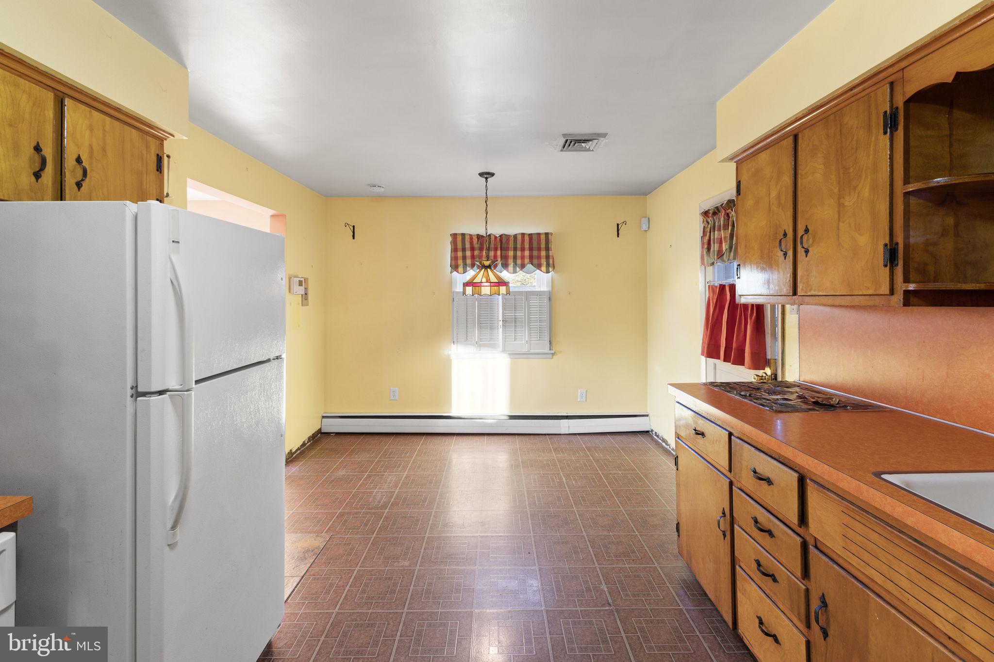 162 Elizabeth Avenue Hamilton, NJ 08610 - Photo 9 of 30