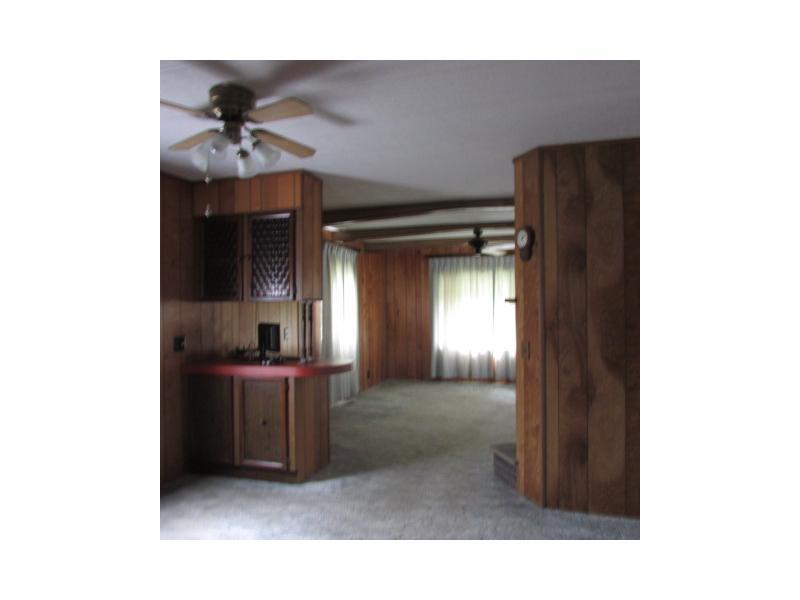 157 Knoch Road Saxonburg, PA 16056 - Photo 11 of 16 Living Room.