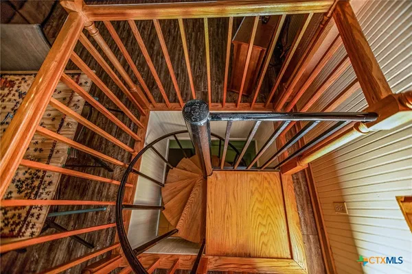 a room with two washing machine and table