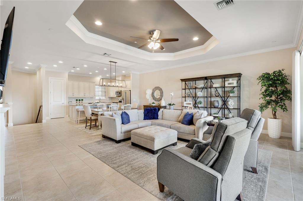 9678 Montelanico Loop, Unit 202 Naples, FL 34119 - Photo 3 of 44