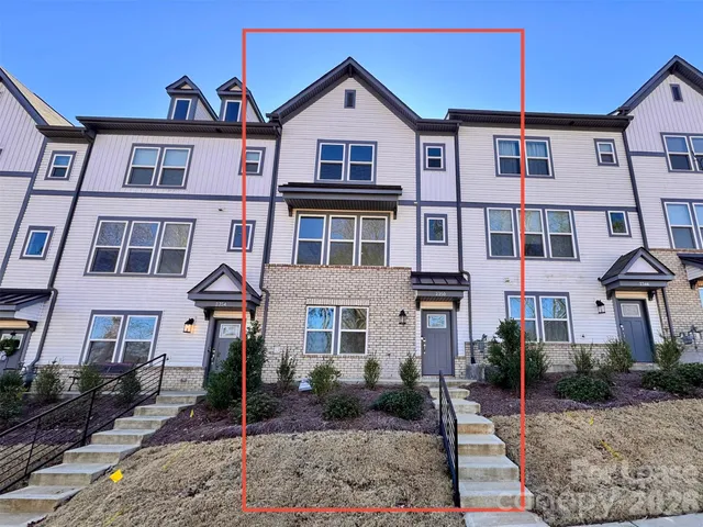 $2,200 | 2350 Donnelly Hls Lane, Charlotte, NC 28262