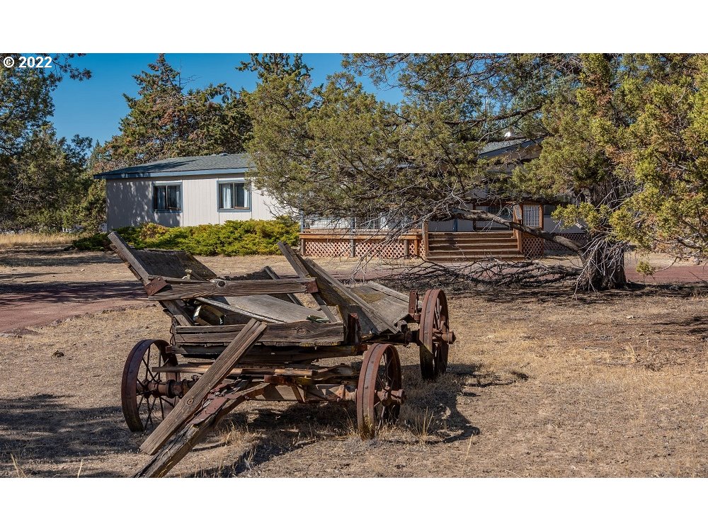 5757 Southwest Shad Road Terrebonne, OR 97760 - Photo 16 of 26 Gallery Image 16