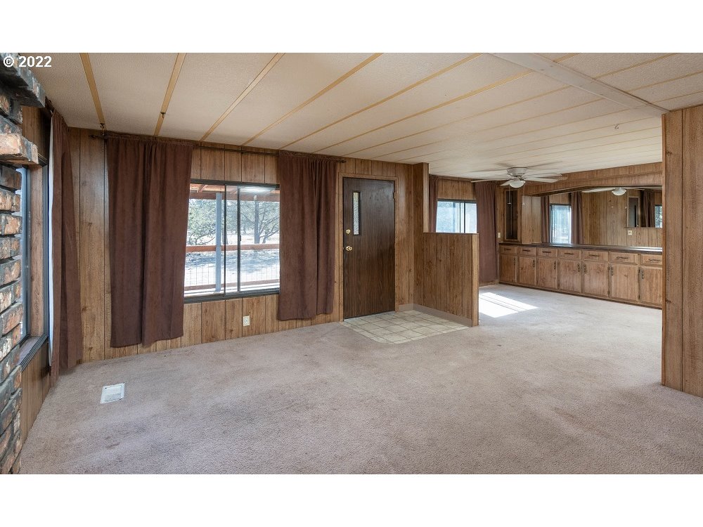 5757 Southwest Shad Road Terrebonne, OR 97760 - Photo 4 of 26 Gallery Image 4