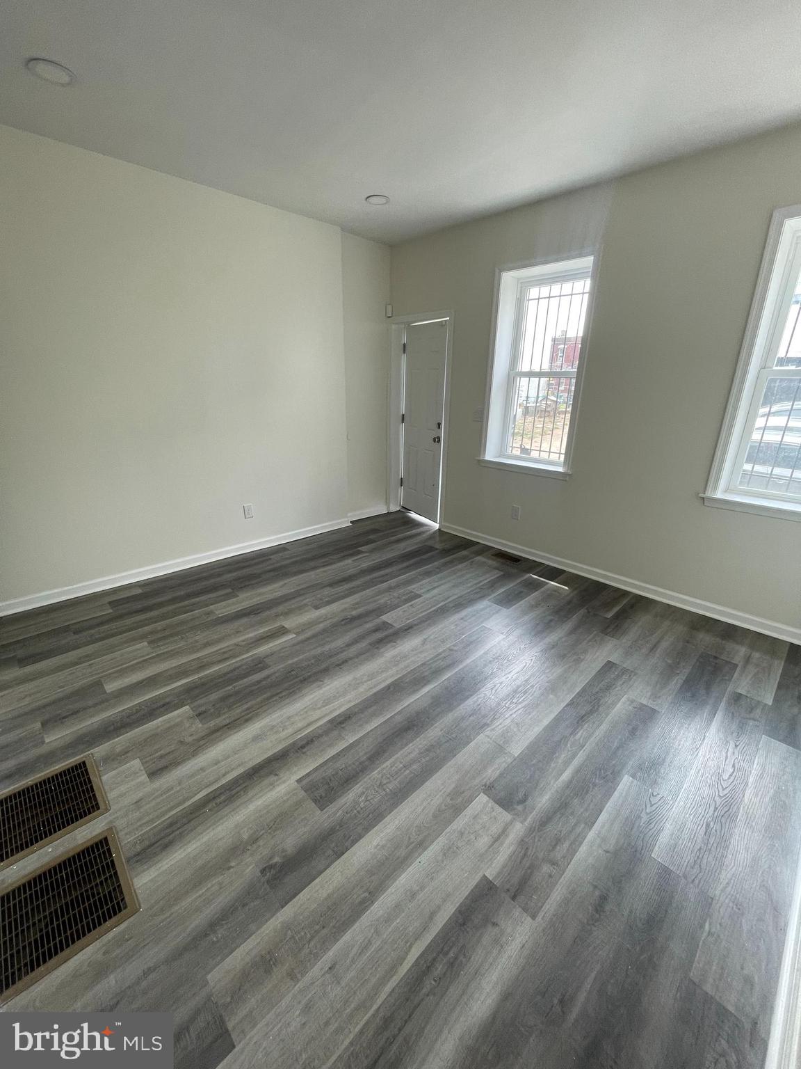 2519 Mutter Street Philadelphia, PA 19133 - Photo 5 of 12