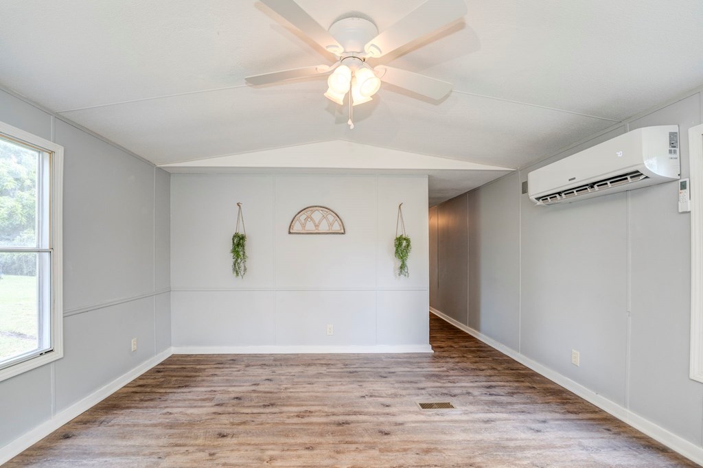 4832 Tibbs Bridge Road Southeast Dalton, GA 30721 - Photo 10 of 24 Gallery Image 10