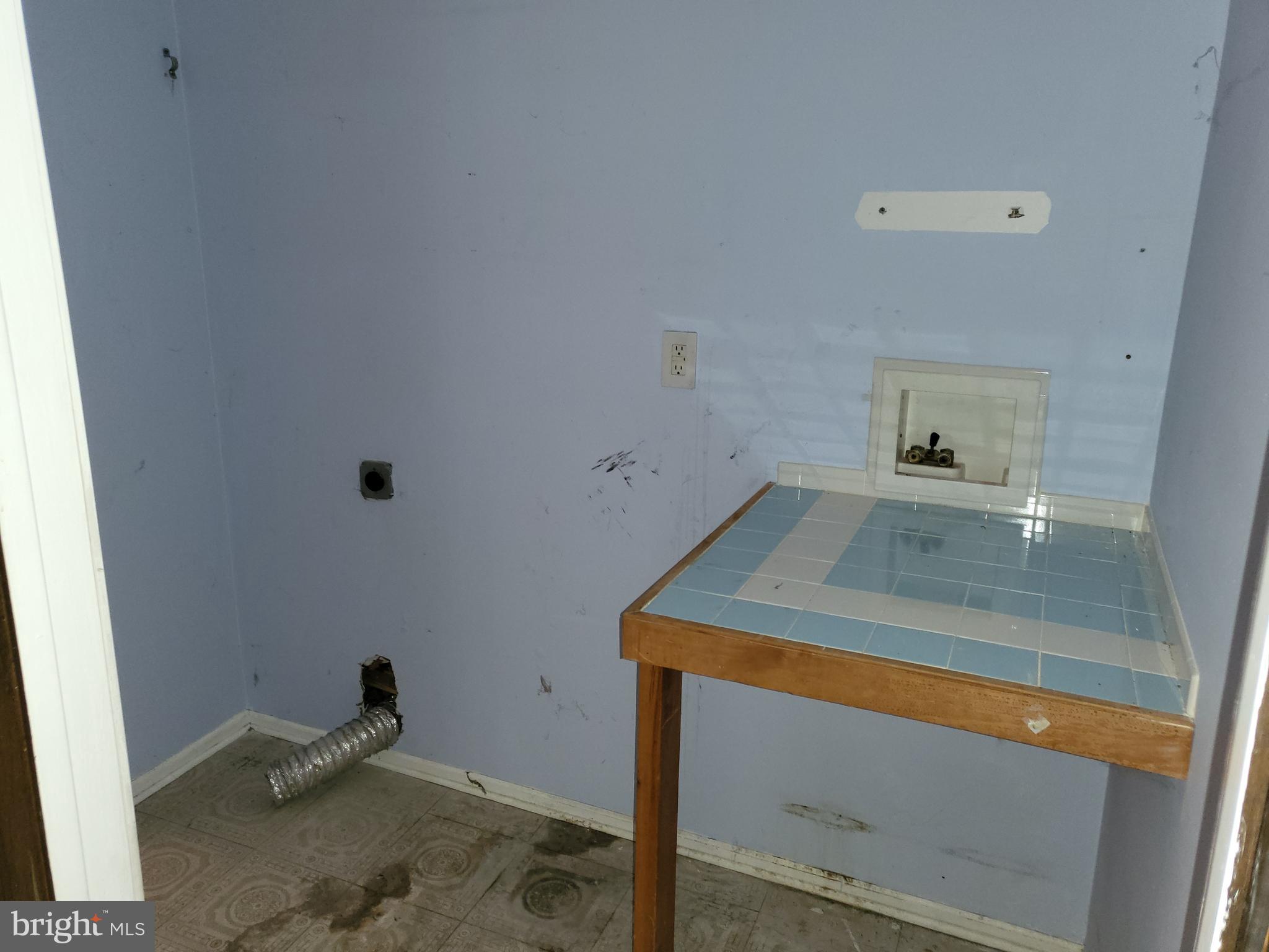 5 Randi Way Titusville, NJ 08560 - Photo 14 of 26 laundry room