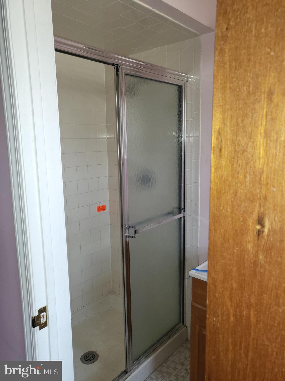 5 Randi Way Titusville, NJ 08560 - Photo 17 of 26 Master bath