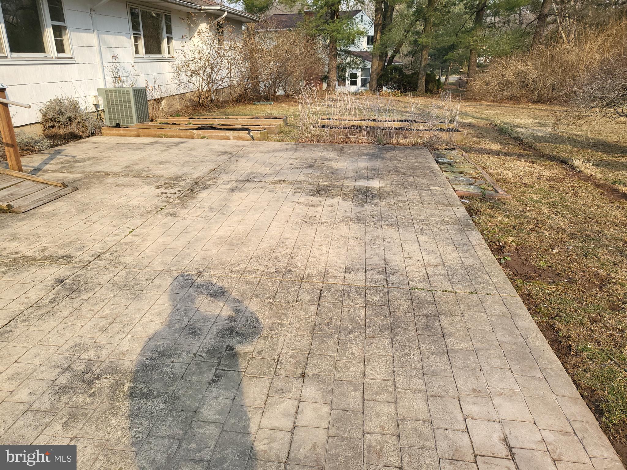 5 Randi Way Titusville, NJ 08560 - Photo 3 of 26 Back