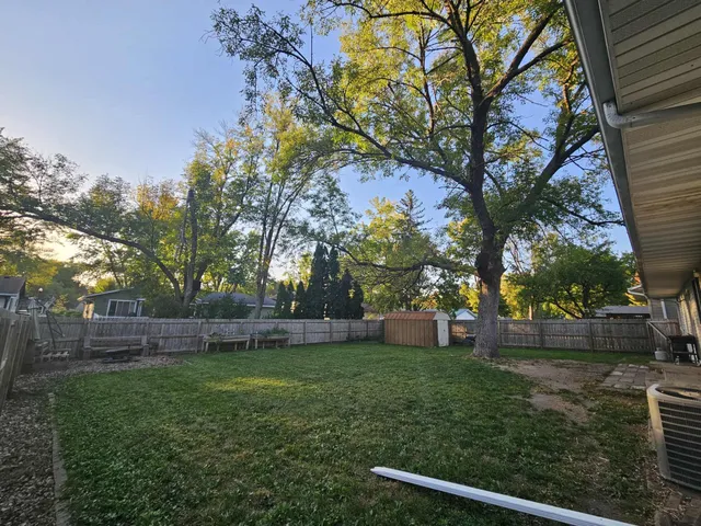 $279,900 | 724 Southview Drive, Hutchinson, MN 55350