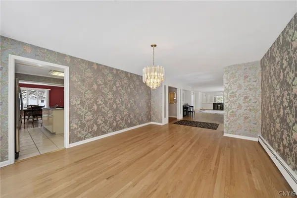 $879,900 | 800 South Manlius Street, Manlius, NY 13066