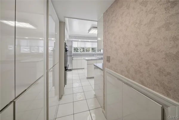 $879,900 | 800 South Manlius Street, Manlius, NY 13066