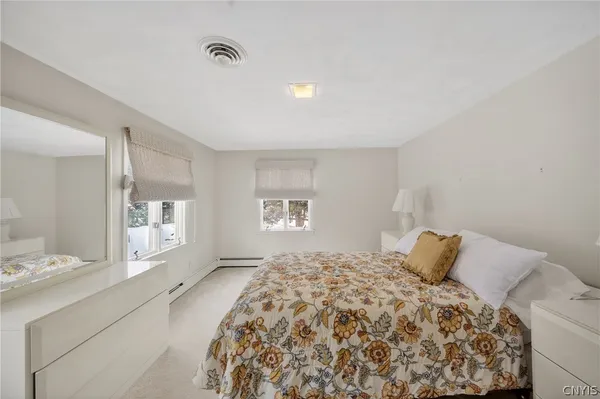 $879,900 | 800 South Manlius Street, Manlius, NY 13066