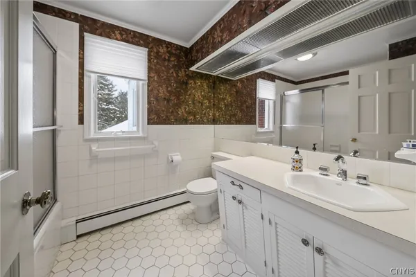 $879,900 | 800 South Manlius Street, Manlius, NY 13066