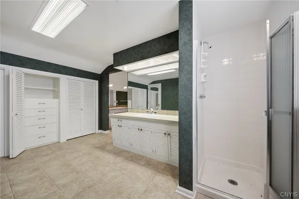 $879,900 | 800 South Manlius Street, Manlius, NY 13066