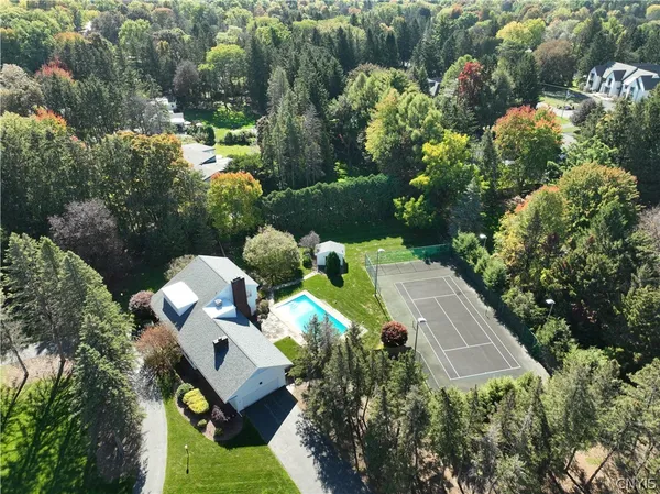 $879,900 | 800 South Manlius Street, Manlius, NY 13066