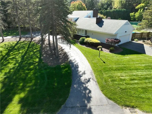 $879,900 | 800 South Manlius Street, Manlius, NY 13066