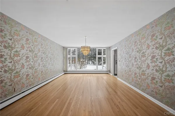 $879,900 | 800 South Manlius Street, Manlius, NY 13066