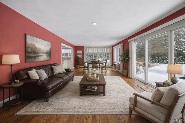 $879,900 | 800 South Manlius Street, Manlius, NY 13066