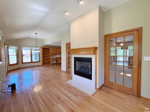 $544,900 | 4605 Grove Drive, Lawrence, KS 66049
