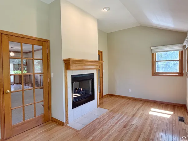 $544,900 | 4605 Grove Drive, Lawrence, KS 66049