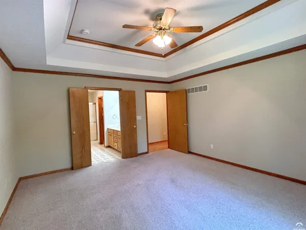 $544,900 | 4605 Grove Drive, Lawrence, KS 66049