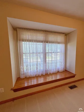 $544,900 | 4605 Grove Drive, Lawrence, KS 66049