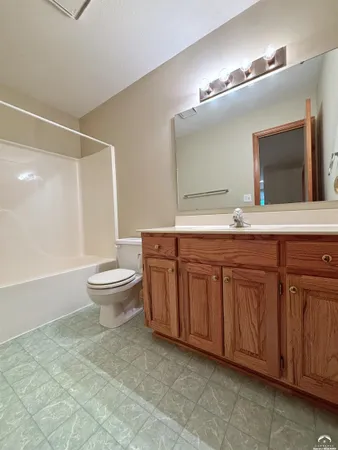 $544,900 | 4605 Grove Drive, Lawrence, KS 66049