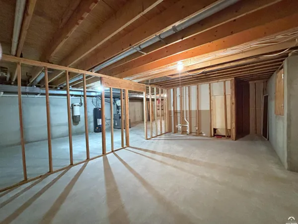 $544,900 | 4605 Grove Drive, Lawrence, KS 66049