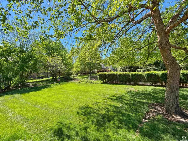 $544,900 | 4605 Grove Drive, Lawrence, KS 66049