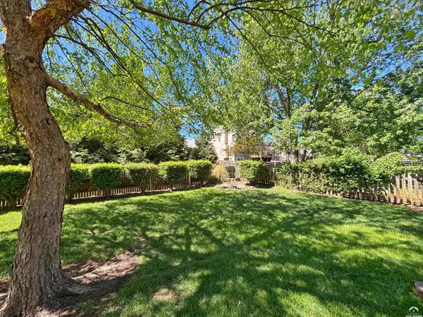 $544,900 | 4605 Grove Drive, Lawrence, KS 66049