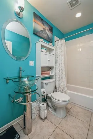 $2,150 | 4519 South Calumet Avenue, Unit 1B, Chicago, IL 60653