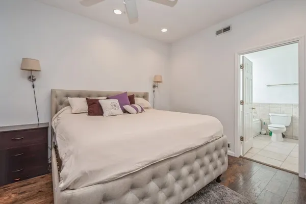 $2,150 | 4519 South Calumet Avenue, Unit 1B, Chicago, IL 60653