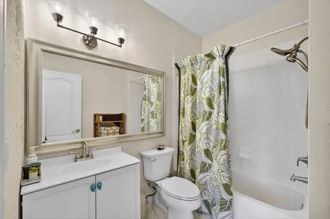 $1,275,000 | 203 Coral Cay Terrace, Palm Beach Gardens, FL 33418