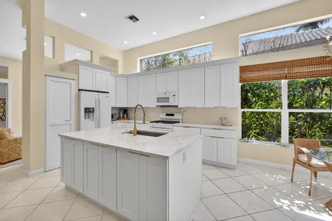 $1,275,000 | 203 Coral Cay Terrace, Palm Beach Gardens, FL 33418