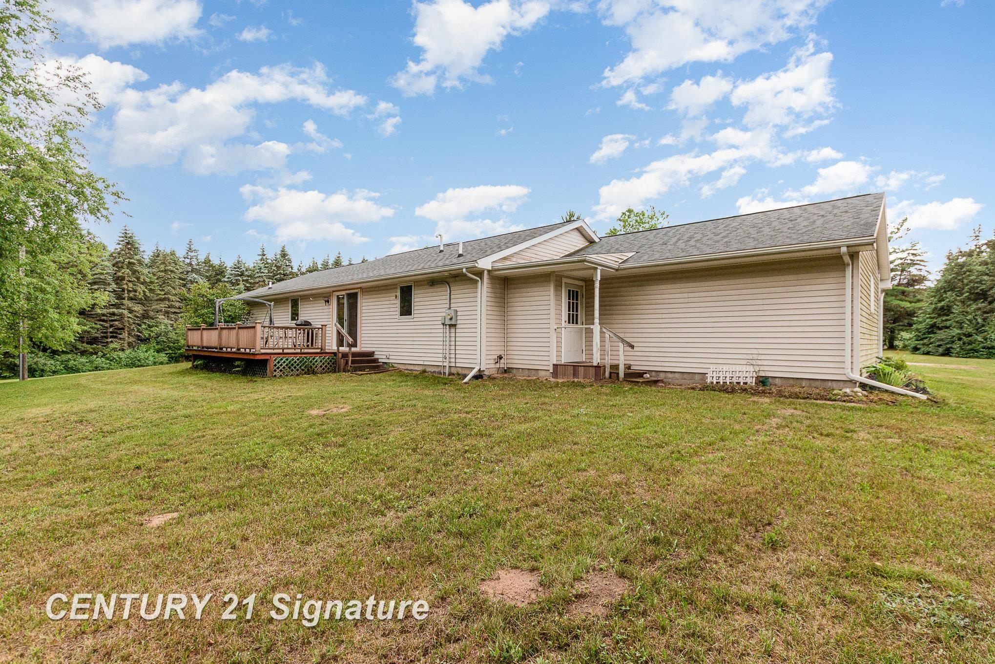 1903 South Rolland Road Remus, MI 49340 - Photo 19 of 34