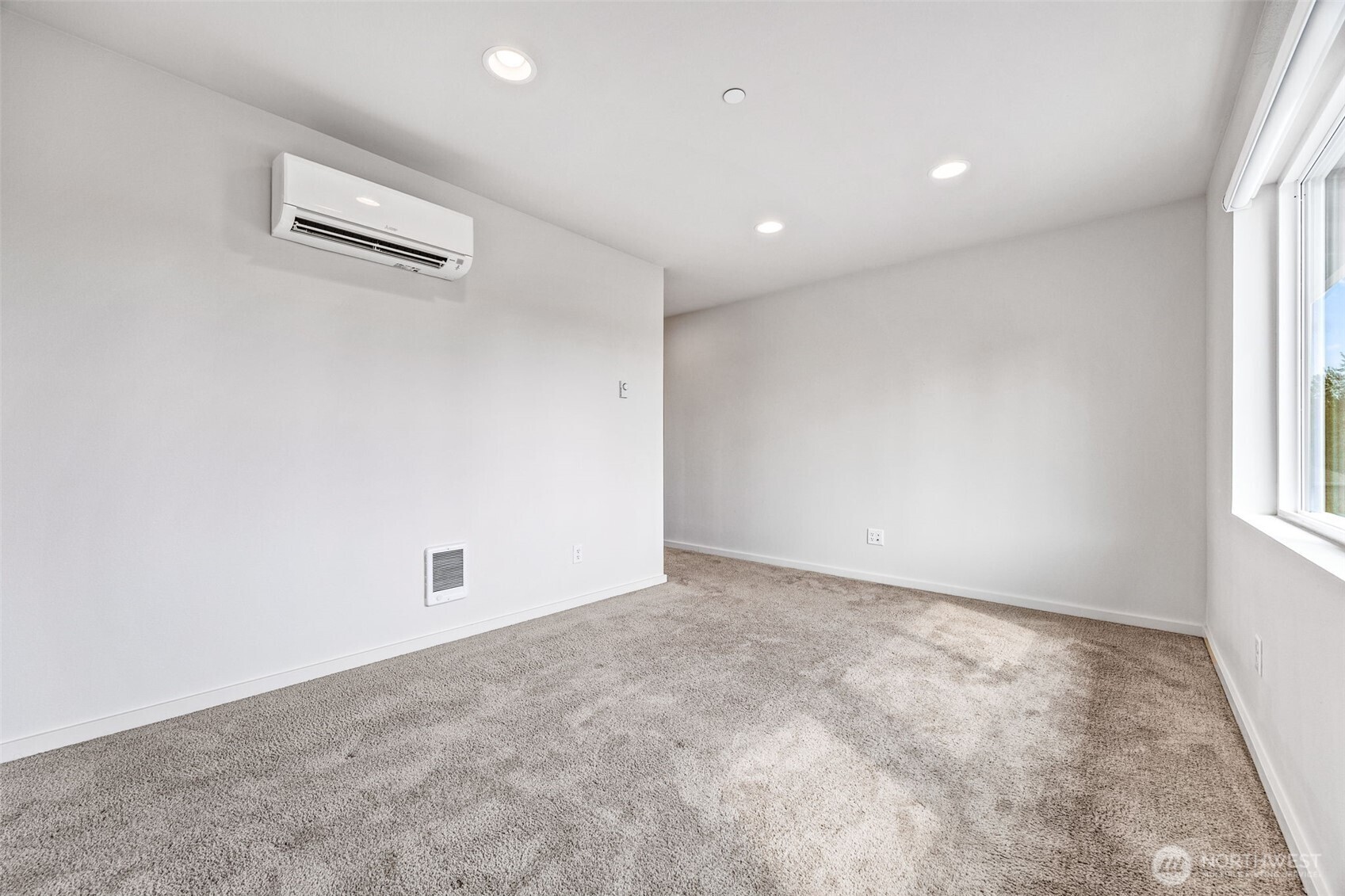 5118 164th Street Southwest, Unit C5 Edmonds, WA 98026 - Photo 17 of 39