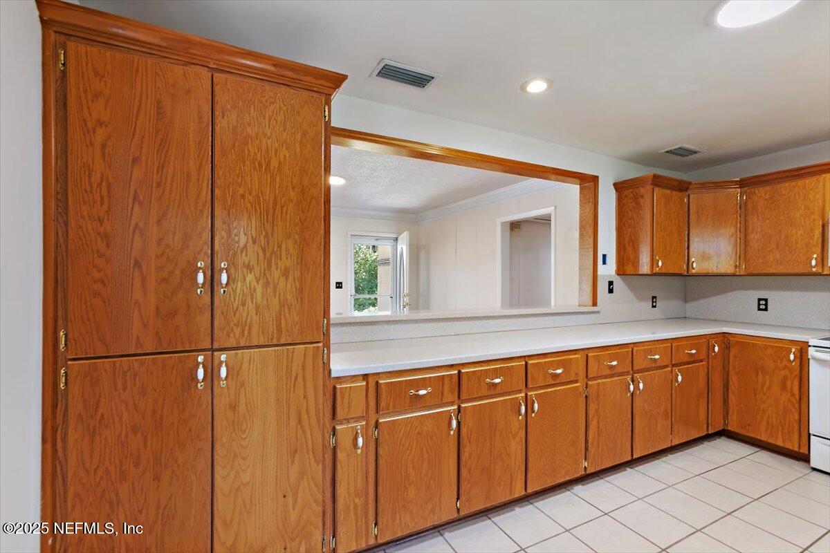 5855 Dickson Road Jacksonville, FL 32211 - Photo 8 of 21 07-Kitchen