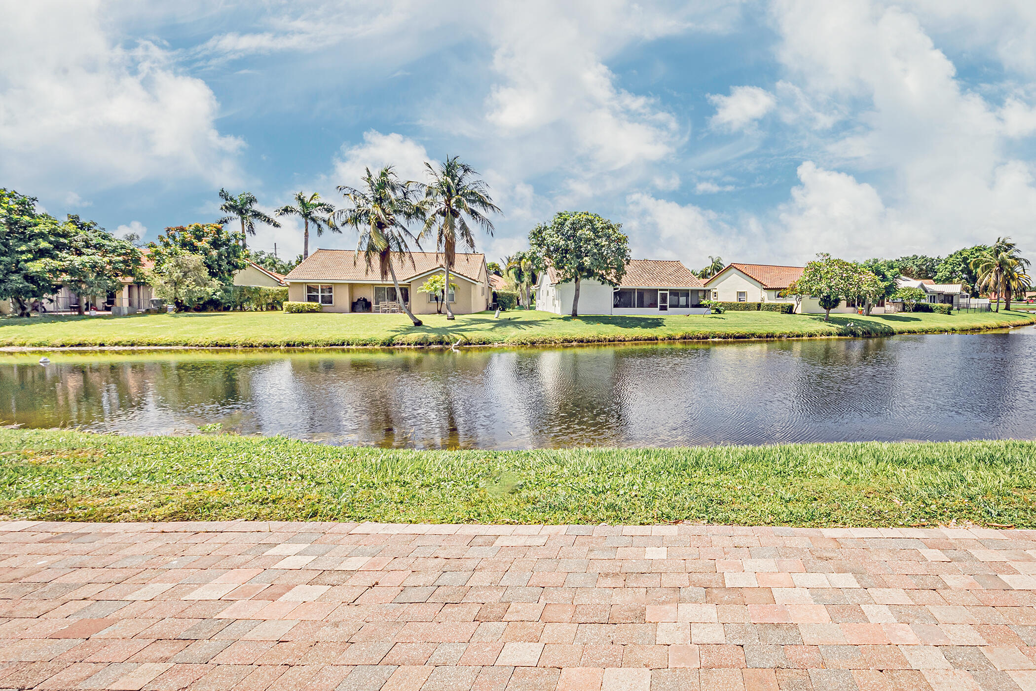 5148 Rosen Boulevard Boynton Beach, FL 33472 - Photo 10 of 50 0008_9090