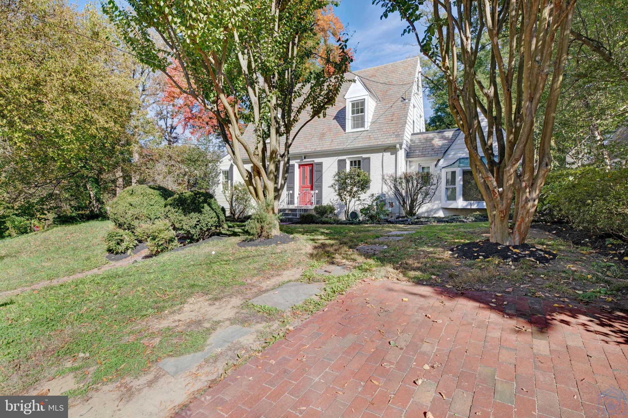 4855 Reservoir Road Northwest Washington, DC 20007 - Photo 3 of 67