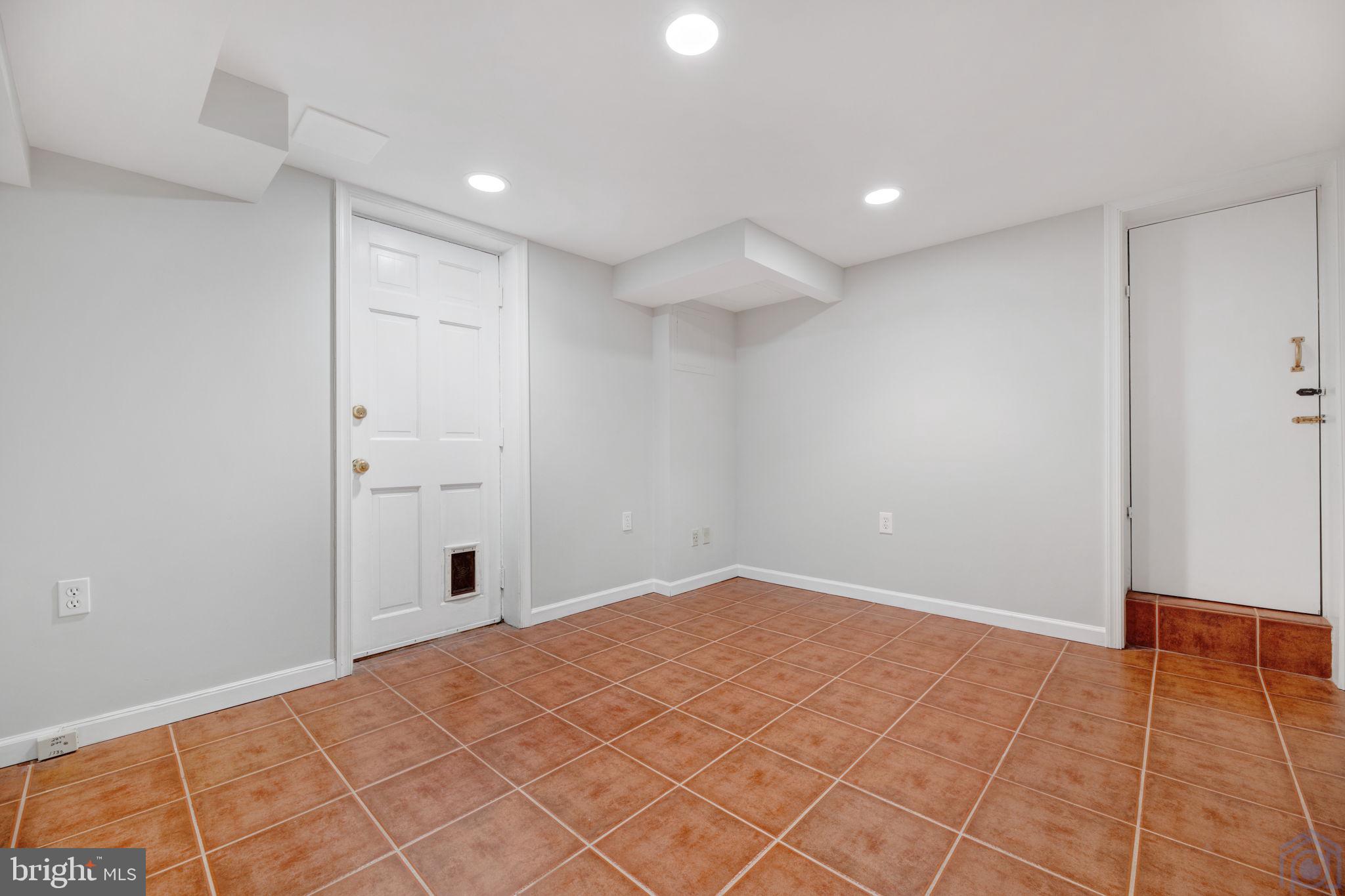 4855 Reservoir Road Northwest Washington, DC 20007 - Photo 56 of 67 Lower Level Den/Storage